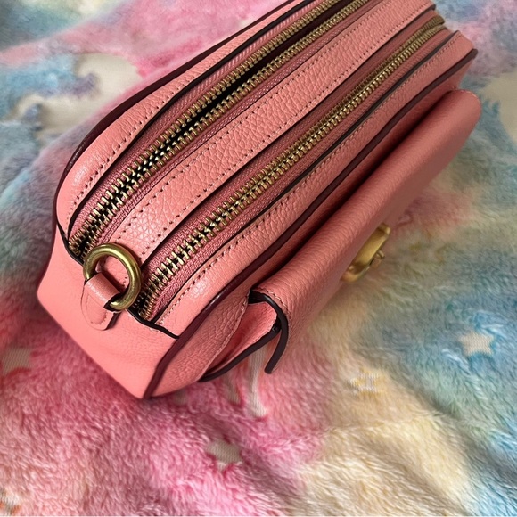 Coach Spring Pink Powder Camera Bag Pouch Double Zip Crossbody Burgundy - Picture 4 of 9